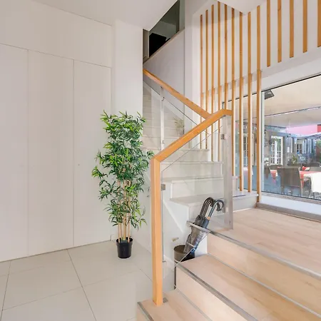 아파트 2br Walk Everywhere In 푼샬
