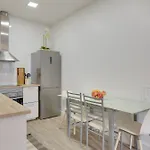 2br Walk Everywhere In * Funchal (Madeira)