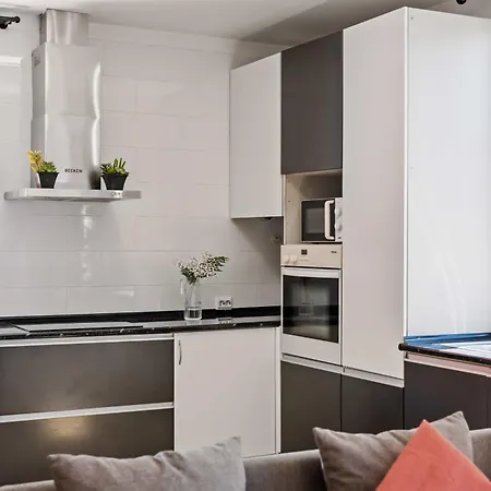 公寓 Upgrade Paradise Centre *