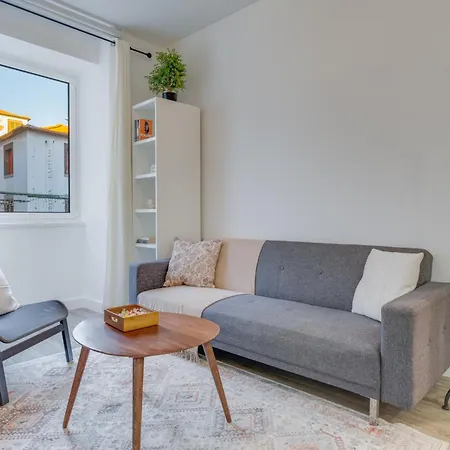 2br Walk Everywhere In