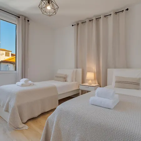 Upgrade Paradise Centre