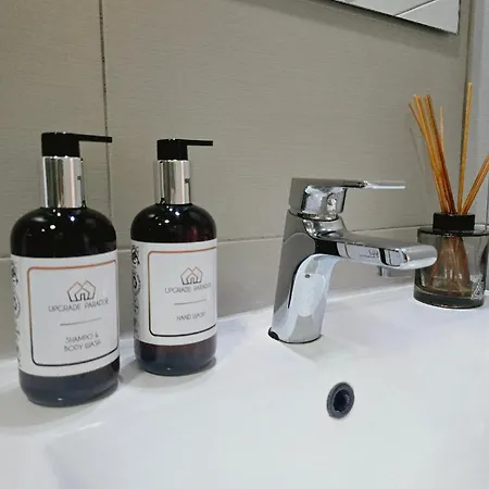 Upgrade Paradise Centre *