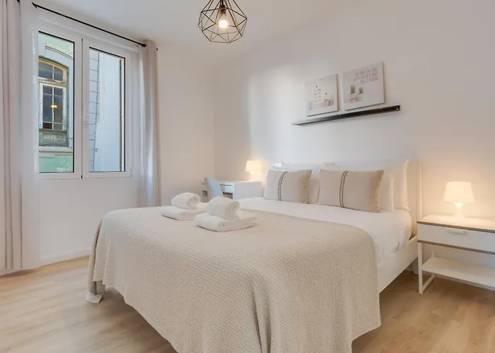 Appartement Bright 2br In Centre, Walk Everywhere Funchal (Madeira)