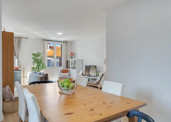 Bright 2br In Centre, Walk Everywhere Appartement Funchal (Madeira)