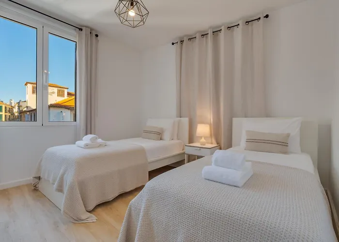 Bright 2br In Centre, Walk Everywhere