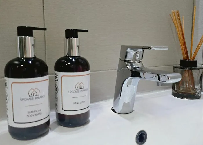 Bright 2br In Centre, Walk Everywhere *