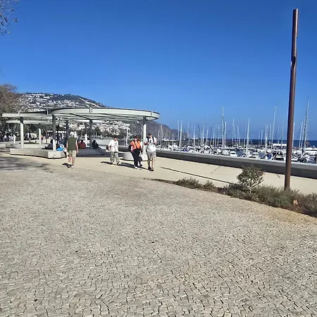 2br Walk Everywhere In * Funchal (Madeira)